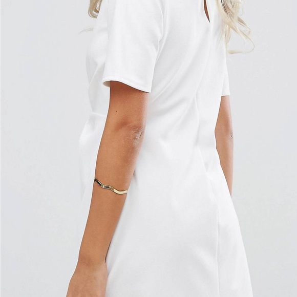 ASOS petite mini dress with twist front. - Picture 2 of 5